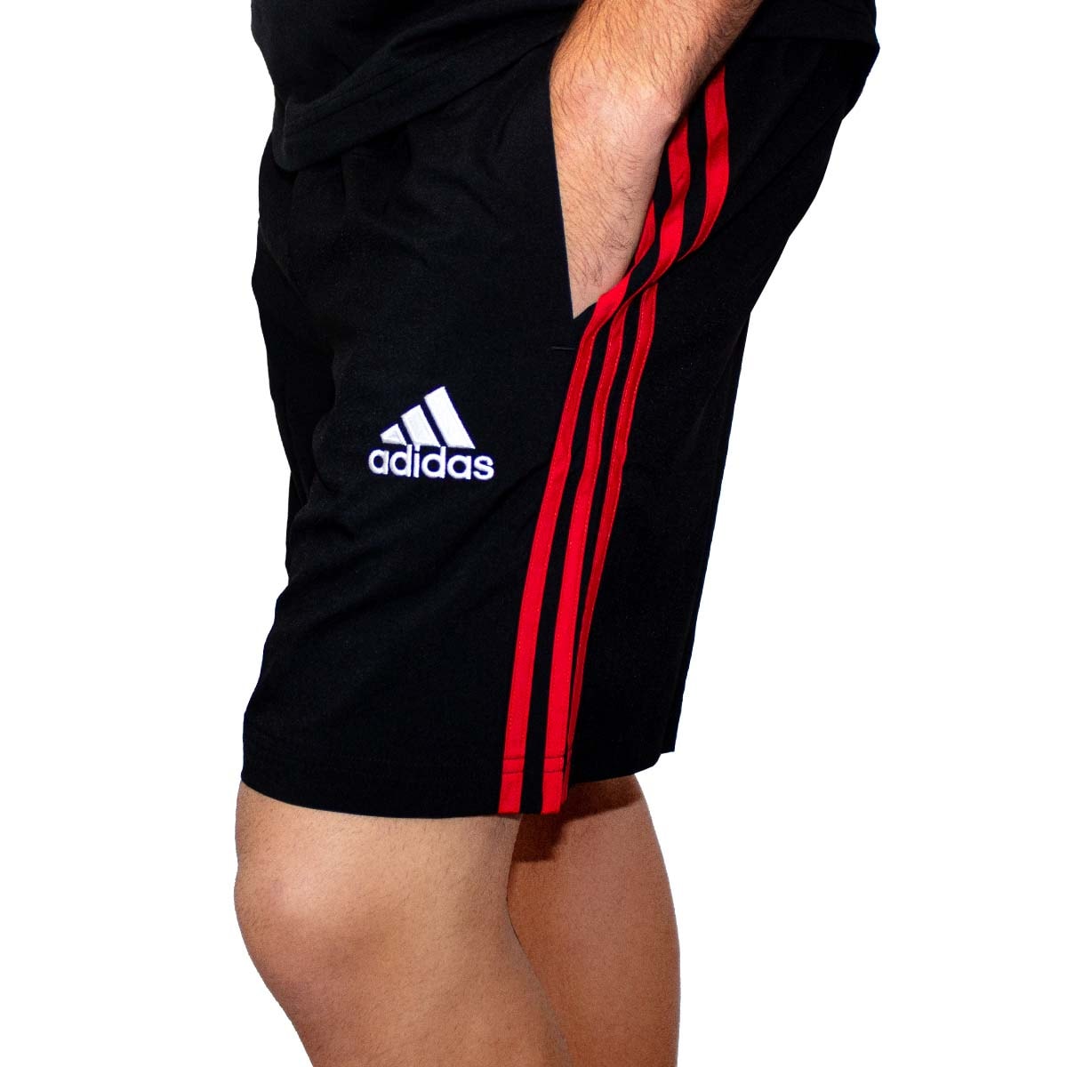 Shorts adidas best sale masculino com bolso