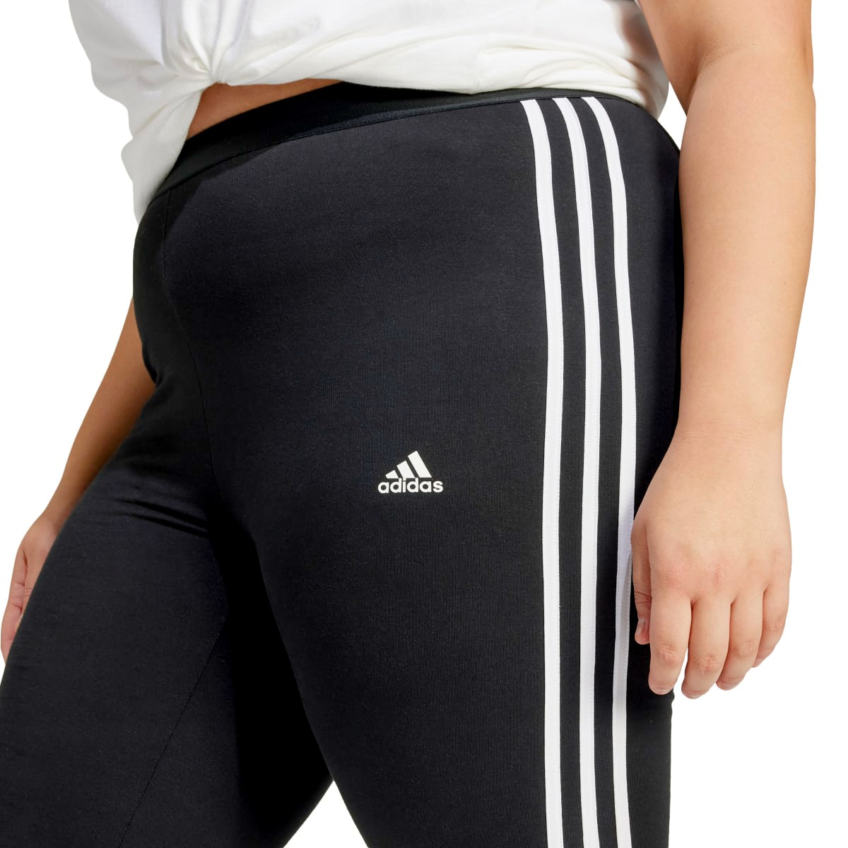 Conjunto adidas feminino plus fashion size